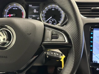 Škoda Octavia 1.0 TSI Greentech Style Business NAVI CARPLAY CRUISE LM ECC. / 20