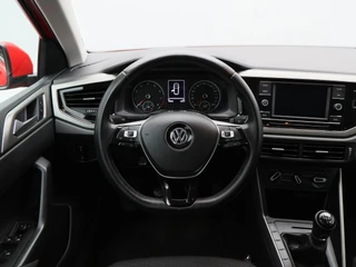 Volkswagen Polo 1.0 TSi Comfortline | Airco | Trekhaak | Adaptive Cruise | LED Dagrijverlichting | Armsteun | 15.901 Km!! / 32