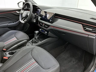 Skoda Kamiq 1.0 TSI Monte Carlo | Panodak | CarPlay | Stoelverwarming | Virtual Cockpit / 12
