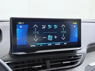 Peugeot 3008 GT SOH: 99% | PHEV | APPLE CARPLAY | ELEKTRISCHE ACHTERKLEP | CAMERA VOOR + ACHTER | ADAPTIVE CRUISE CONTROL | FOCAL AUDIO | DODEHOEK DETECTIE| RIJKLAARPRIJS INCL. 12 MND BOVAG GARANTIE / 39