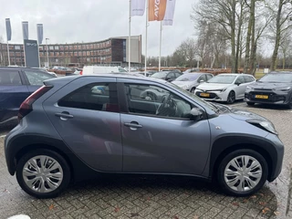 Toyota Aygo X PLAY / 7