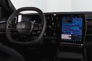 Renault Austral 1.2 E-Tech full hybrid 200 esprit Alpine  | 360 Camera | Elek. Stoelen | Winterpack | Dig. Cockpit | Adapt. Cruise | PDC | NAV+App. Connect | ECC | LM 20" | 9800 / 41