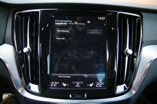 Volvo S60 2.0 T4 R-Design Polestar engineered / 18