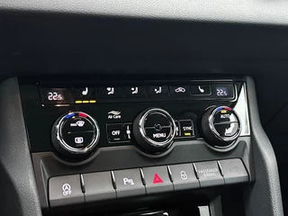 Skoda KAROQ 1.5 TSI ACT Business Edition Plus | Automaat | Adaptive cruise | Stoelverwarming | Camera | Parkeersensoren | BTW / 24
