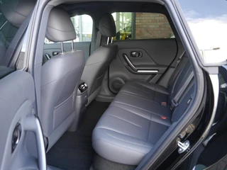 Leapmotor B05 ProMax Design 67.1 kWh | Panoramadak | Elektrisch verstelbare stoelen | Stuurwiel verwarming | Apple carplay/Android auto | Sfeerverlichting | Regensensor | Privacyglas | 19 inch lichtmetalen velgen / 9