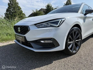 Seat Leon Sportstourer 1.5 eTSI FR / Pano / Trekhaak / Beats / 33