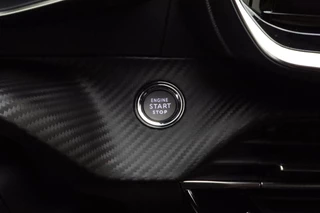 Peugeot 208 1.2 Hybrid 145pk e-DCS6 GT | Alcantara | Adaptieve Cruise Control | Navigatie | Climate Control / 32
