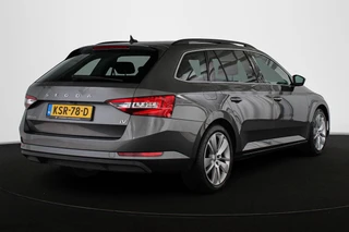 Škoda Superb Combi 1.4 TSI iV Ambition / 4