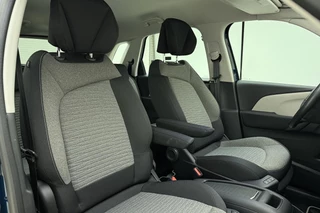 Citroen C4 SpaceTourer 1.2T Business | 130PK | Automaat | Elektrische achterklep | Climate Control | Navigatie | Cruise Control | Camera achter | Stoelen voor met massagefunctie | Slechts 44.336 km! / 16