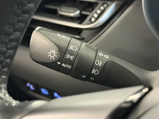 Toyota C-HR 2.0 Hybrid Dynamic | Winterpakket | Camera | PDC | Carplay | All-Season | LED ( Vestiging - Vianen) / 14