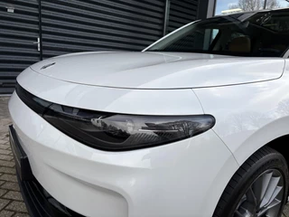 Leapmotor C10 REEV 28.4kWh Design / 10