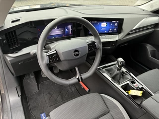 Opel Astra 1.2 Turbo 110pk Business Edition | Navigatie | Achteruitrijcamera |  Adapt. Cruise control | Stoel & stuurverwarming | AGR Comfortstoel | Keyless | Parkeersensoren / 21