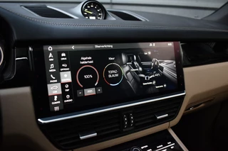 Porsche Cayenne 3.0 E-Hybrid Sport Chrono  | Pano | Trekhaak | 360 Camera | Bose | Stuurverwarming | Luchtvering | Orig. NL | / 14