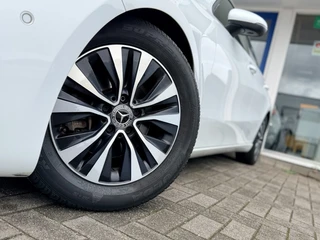 Mercedes-Benz A-Class 160 Advantage I Navigatie I Camera I Cruise contr. I Climate / 13