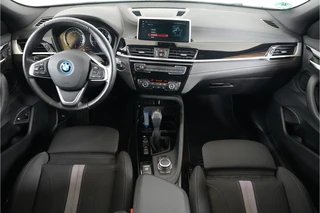 BMW X2 xDrive25e PHEV 220 pk  | SOH 92% | M Sport | Adaptive Cruise  | Camera | / 2