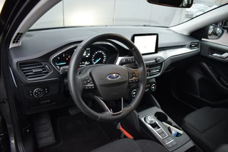 Ford Focus Wagon Wagon 1.5 EcoBlue Titanium Business | Automaat | Trekhaak | Apple CarPlay | Climate / 5