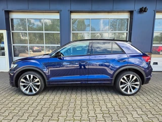 Volkswagen T-Roc 1.5 TSI Sport Business R Automaat, Stoelverwarming, Carplay, ALL IN Prijs!! / 7