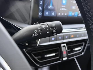 MG MG3 Hybrid+ 1.5 Hybrid+ Luxury ONDERHOUD GEHAD BIJ DEALER, DIRECT LEVERBAAR | 7 JAAR MG FABRIEKS GARANTIE TM 02-2032 | STOEL + STUURVERWARMING | 360 CAMERA | ADAP. CRUISE | DODE HOEK | KEYLESS | APPLE CARPLAY | / 28
