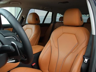 BMW 5-serie Touring 530e Luxury Line | SOH 91% | LASER LED | H&K audio / 7