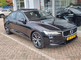 Volvo S60 2.0 T4 R-DESIGN AUTOMAAT  Lederen sportstoelen | Open dak | Harman Kardon | HUD / 8