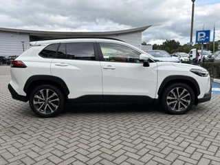 Toyota Corolla Cross 2.0 High Power Hybrid First Edition 1e EIGENAAR NL-AUTO / 2