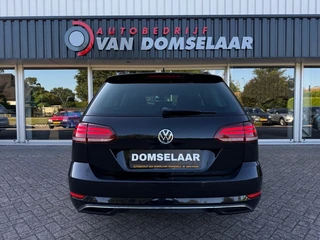 Volkswagen Golf 1.0 TSI Comfortline Business Camera Carplay Virtual dash / 44