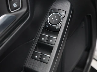 Ford Kuga 2.5 PHEV ST Line 225 Pk Automaat | 360 Camera | Panoramadak | Adaptive Cruise | Virtual Cockpit | Half Leder | 18 Inch / 21