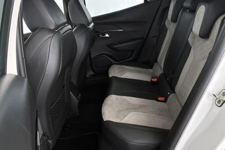 Peugeot e-2008 EV GT Pack 50 kWh Panoramadak Adaptieve Cruise Stoelverwarming / 11
