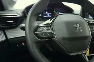 Peugeot 208 1.2 PureTech 100pk Active Pack | Navigatie | Airco | Bluetooth | Cruise control | DAB | Lichtmetalen velgen | lage KM-stand / 19