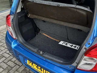 Suzuki Celerio 1.0 Dynamic Bluetooth Scherm, Navigatie, Parkeersensoren, Trekhaak, Centrale Vergrendeling, Elektrische Ramen / 16