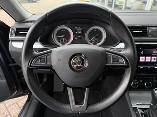 Škoda Superb COMBI 1.5 TSI ACT Business Edition - Automaat Stoelverw. Navi Camera 17inch LMV / 23