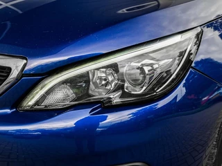 Peugeot 308 SW 1.5 BlueHDi Allure | Navi | Climate control | PDC | Cruise control / 17