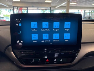 Volkswagen ID.5 Pro 77 kWh / Soh 95,2 / warmtepomp / trekhaak / head up / memory / carplay / 21