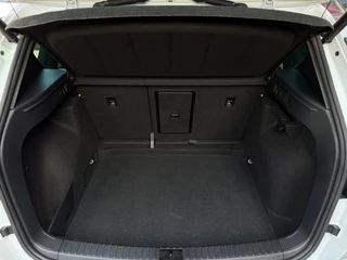 SEAT Ateca 1.5 TSI FR / Pano/Carplay/Leder/Trekhaak / 21