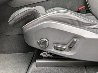 Volvo XC60 2.0 T6 Plug-in hybrid AWD R-Design|Panodak|Memory|Sportstoelen|Keyless-Entry|Facelift 12-2021| / 20