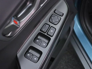 Hyundai Kona EV Comfort Smart 64 kWh | Warmtepomp | 3 fase laden / 19