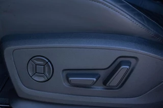 Audi RSQ3 2.5 TFSI|Memory|Pano|Camera|Stoelverwarming|Matrix| / 26