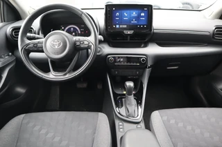 Toyota Yaris HYBRID 115 DYNAMIC COMFORT-PACK LED 16"LMV PRIVACY-GLASS ALL-SEASON BLISS PARK-SENSOREN STUUR/STOELVERW. / 21