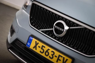 Volvo XC40 2.0 T4 | PANORAMADAK | BLIS | DAB | APPLE | ON CALL | 20" / 18