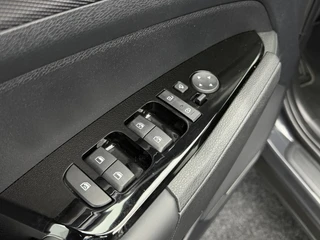 Kia Sportage 1.6 T-GDi Hybrid HEV DynamicLine Navigatie | All-Season | Carplay | Cruise Adaptief / 16