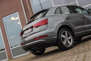 Audi Q3 2.0 TFSI quattro Pro Line | S-tronic Automaat | Panoramadak | 211 pk | Stoelverwarming | Climate control | Navi | Xenon | Bluetooth | 18 inch | PDC | Quattro / 40
