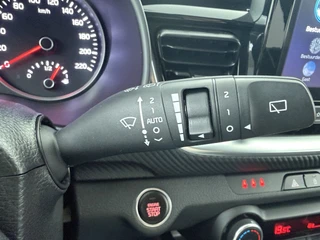Kia Stonic 1.0 T-GDi MHEV GT-Line  Stoel/-Stuurwielverwarming - Achteruitrijcamera - Climate Control - Navigatie - Apple Carplay / Android Auto - Fabrieksgarantie tot 05-2031 / 24
