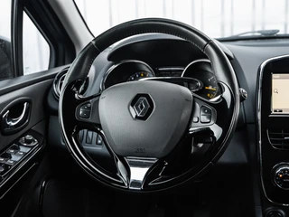 Renault Clio Estate 0.9 TCe Dynamique Navi | Climate control | Cruise control | PDC / 21