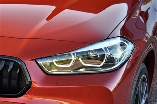 BMW X2 xDrive25e M-Sport  | Sunset Orange | ACC | Leder | Elek-klep / 36