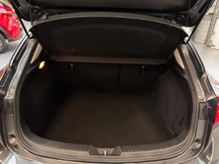 Mazda 3 2.0 SkyActiv-G 120 GT-M / 20