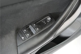 Opel Astra 1.0 Edition  | Climate | Cruise | Apple/Android | / 19