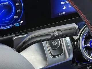 Mercedes-Benz EQB EQB 300 4Matic AMG / 34