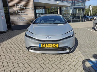 Toyota Prius 2.0 Plug-in Hybrid 220 PARK-SENSOREN BLIND-SPOT KEYLESS STOEL/STUURVERW CAMERA APPLE/ANDROID DAB+ LM-VELGEN AD-CRUISE ELEK-ACHTERKLEP / 2