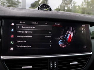 Porsche Cayenne Coupé 3.0 E-Hybrid Pano Achterasbesturing Krijtgrijs Luchtvering Softclose Stoelkoeling SOH 88,7% / 19