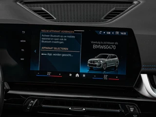 BMW iX1 eDrive20 67 kWh M Sport | SOH 100% | Trekhaak | Harman/Kardon | Keyless | LED | Camera | Navigatie | 18" / 26